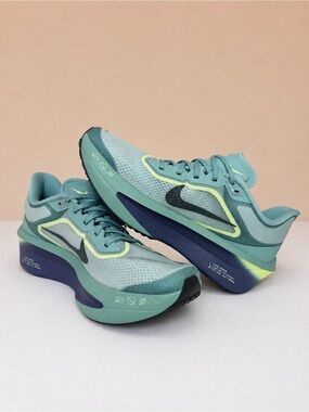 Nike Zoom Fly 6 - Road Racing Shoes